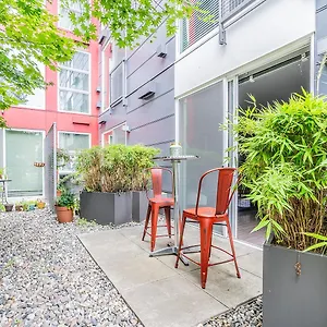 One Bedroom Luxury Apartment