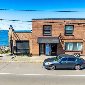 Waterfront Bliss, 2 Bedroom Apt Near Alki Apartment